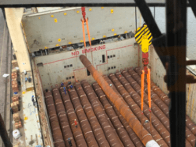 Fastening of oil and gas pipes in the hold & deck